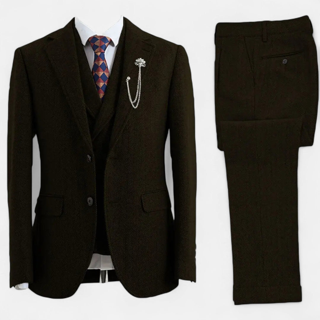 Stylish men's three-piece suit, perfect for formal occasions