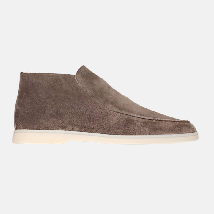 Stylish men's brown slip-on loafers. Perfect smart casual footwear for comfort and modern men's fashion.