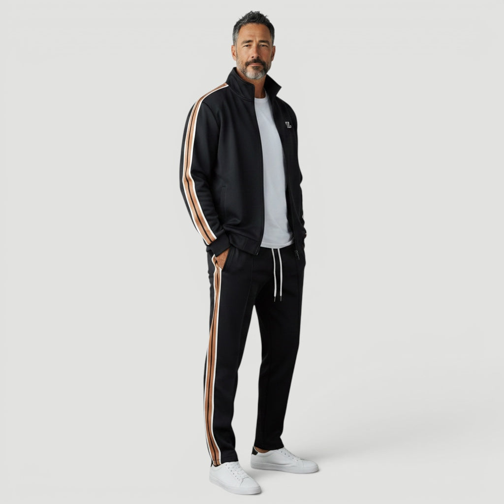 Versatile men's activewear tracksuit set, perfect for stylish everyday outfits.