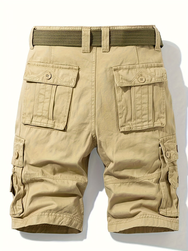Versatile men's utility shorts: mid-rise, comfortable, and equipped with flap pockets for everyday casual style.