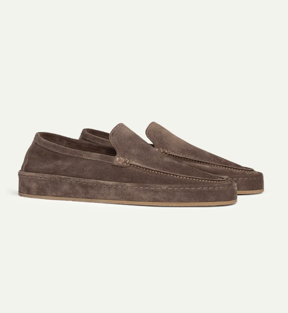 Versatile men's casual shoes: comfortable slip-on loafers in a rich tan color.