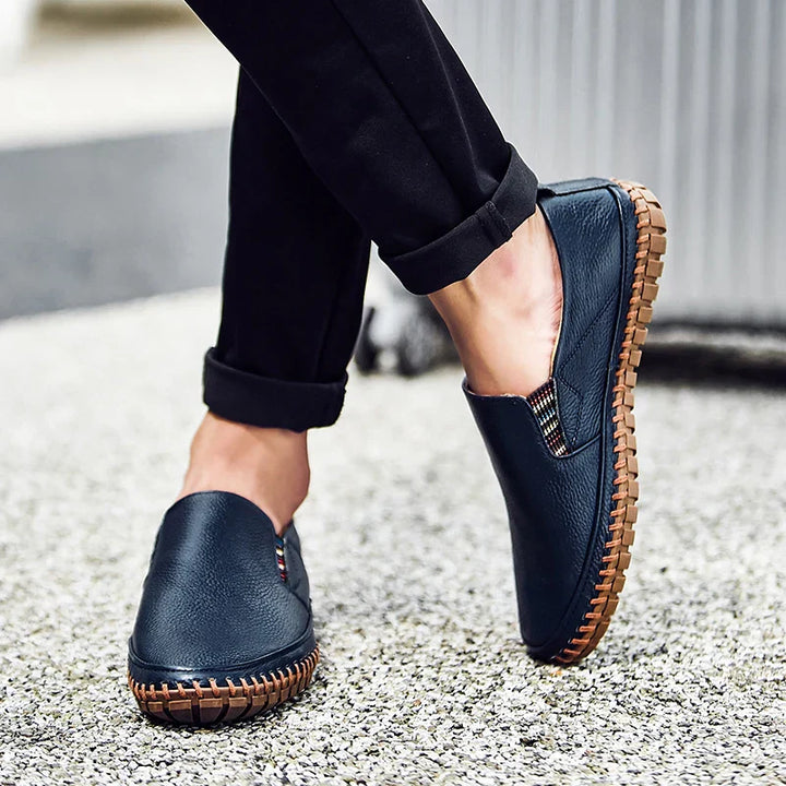 Stylish men's casual slip-on shoes, offering comfort and a flexible sole for active daily use.
