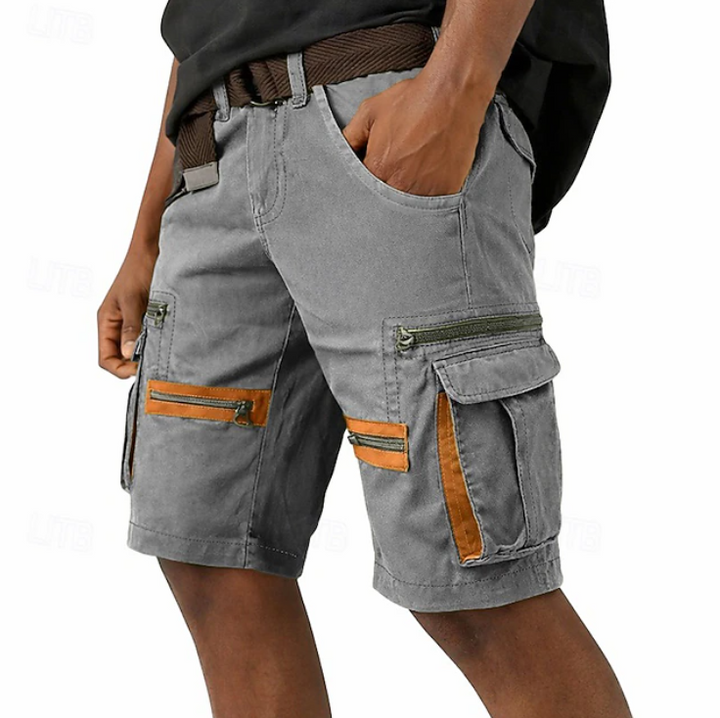 Comfortable men's outdoor cargo shorts with multiple pockets, ideal for hiking and travel adventures.