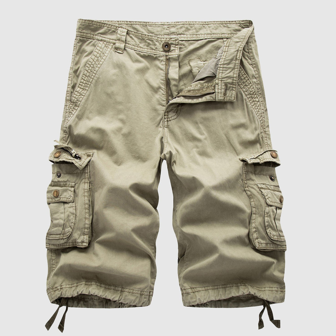 Summer-ready men's explorer cargo shorts, knee-length, durable, versatile for all casual wear.