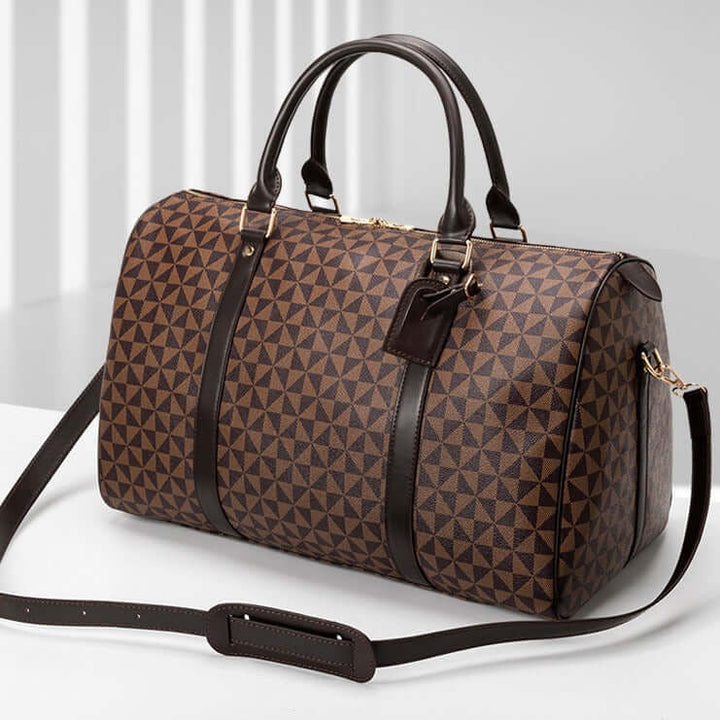 Men's durable & stylish travel duffel bag, perfect for weekend getaways & carry-on luggage.