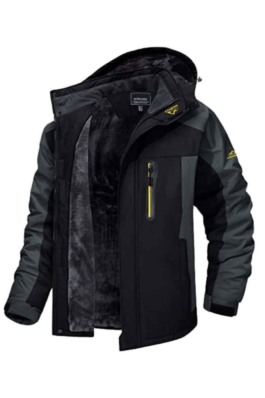 Men's insulated waterproof jacket, adjustable features for ultimate comfort in winter sports & outdoor.