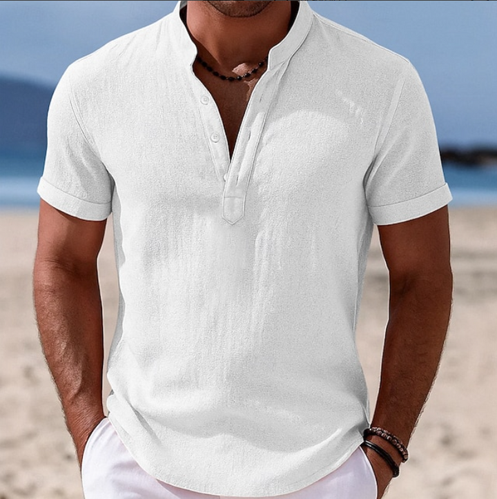 Men's casual short sleeve button-up shirt, lightweight & versatile for summer daily wear.