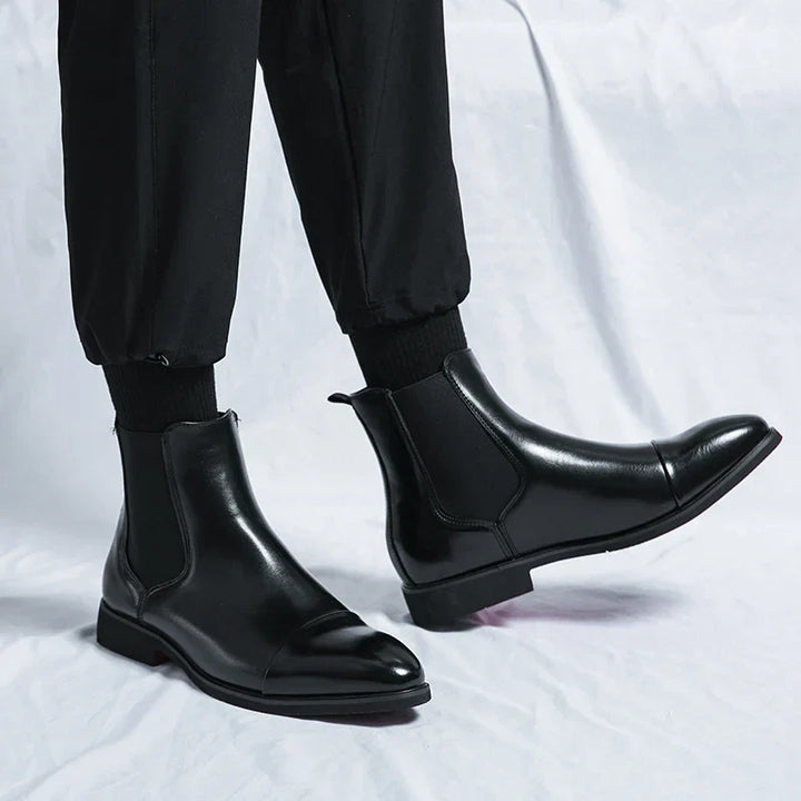 Comfortable and fashionable men's slip-on boots, perfect for any occasion.