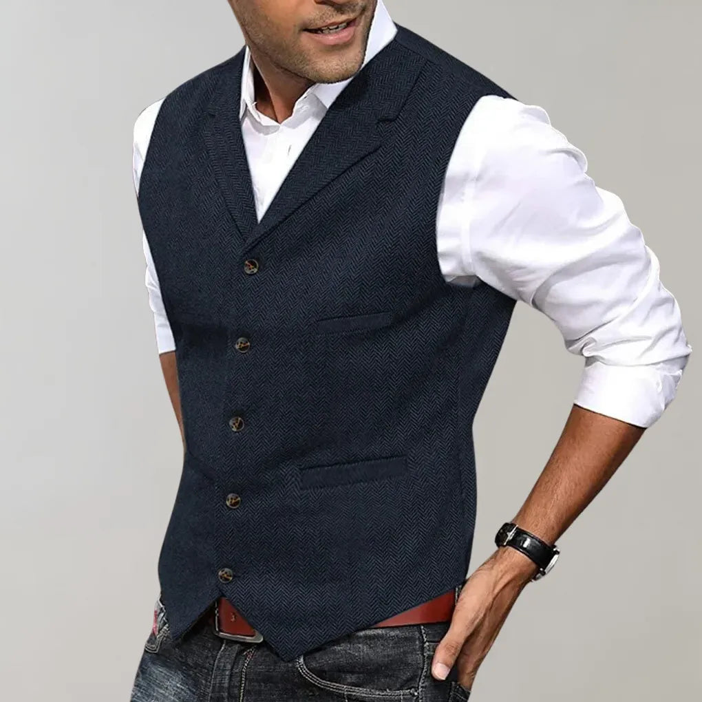 Sophisticated men's suit vest with button-front closure. High-quality fabric, perfect for formal and business casual outfits.
