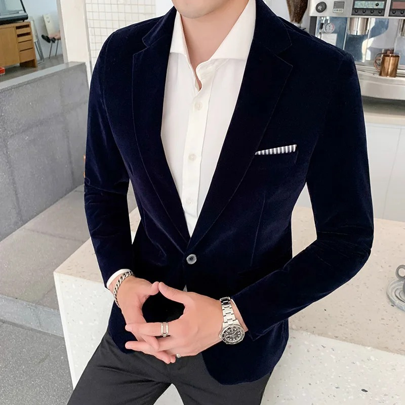 Modern men's slim fit formal blazer, single-button design for a sharp look.
