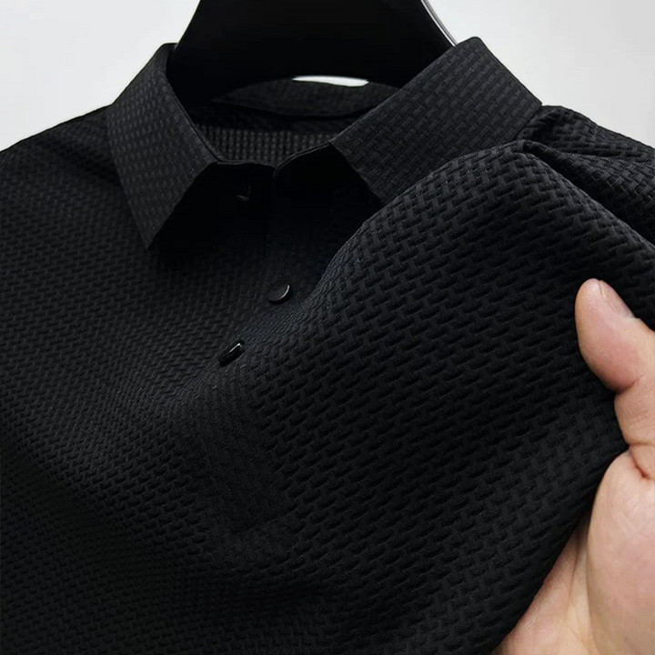 Effortless men's summer polo shirt for a smart casual and stylish look.