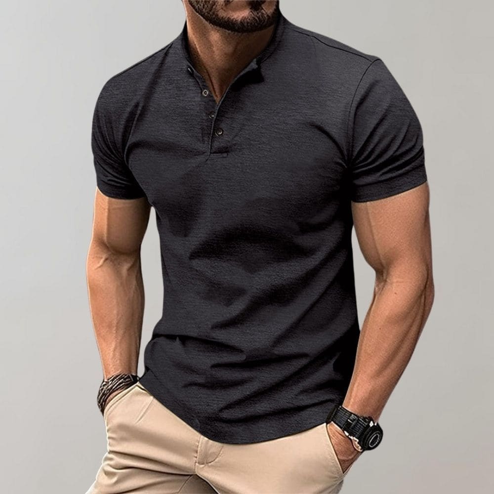 Elegant yet casual men's short-sleeve polo shirt for versatile spring, summer & autumn fashion.