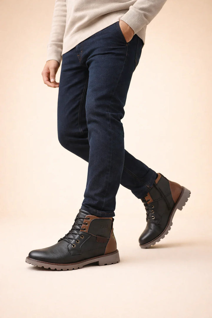 High-quality men's dress boots featuring a stylish side zipper, perfect for a polished, smart casual or formal look.
