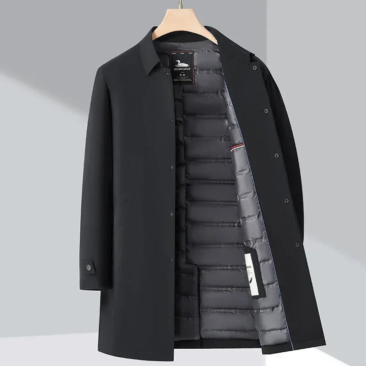 Timeless men's trench coat, warm & water-repellent, suitable for cold weather. Elegant outerwear, men's fashion.