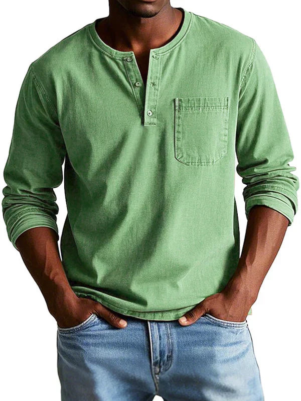 Stylish men's long sleeve shirt, perfect for relaxed casual outfits