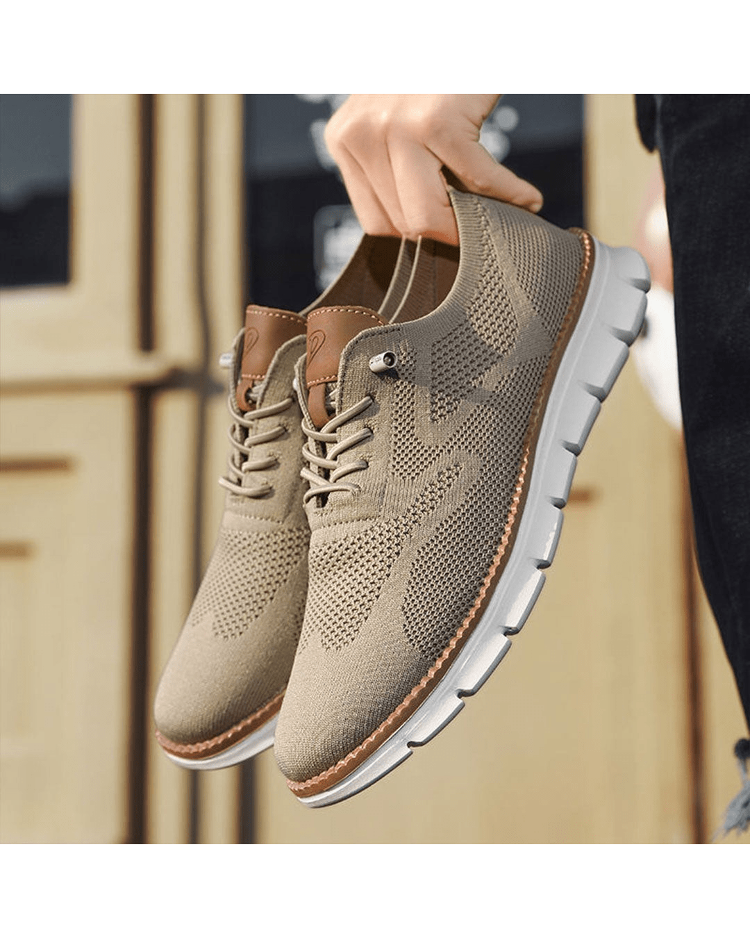 Modern men's walking shoes, comfortable, perfect for an active lifestyle.