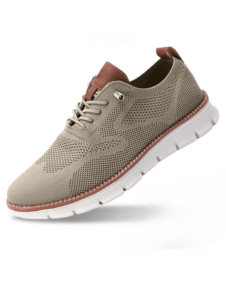 Modern men's trainers, comfort & versatility, ideal for daily walking.