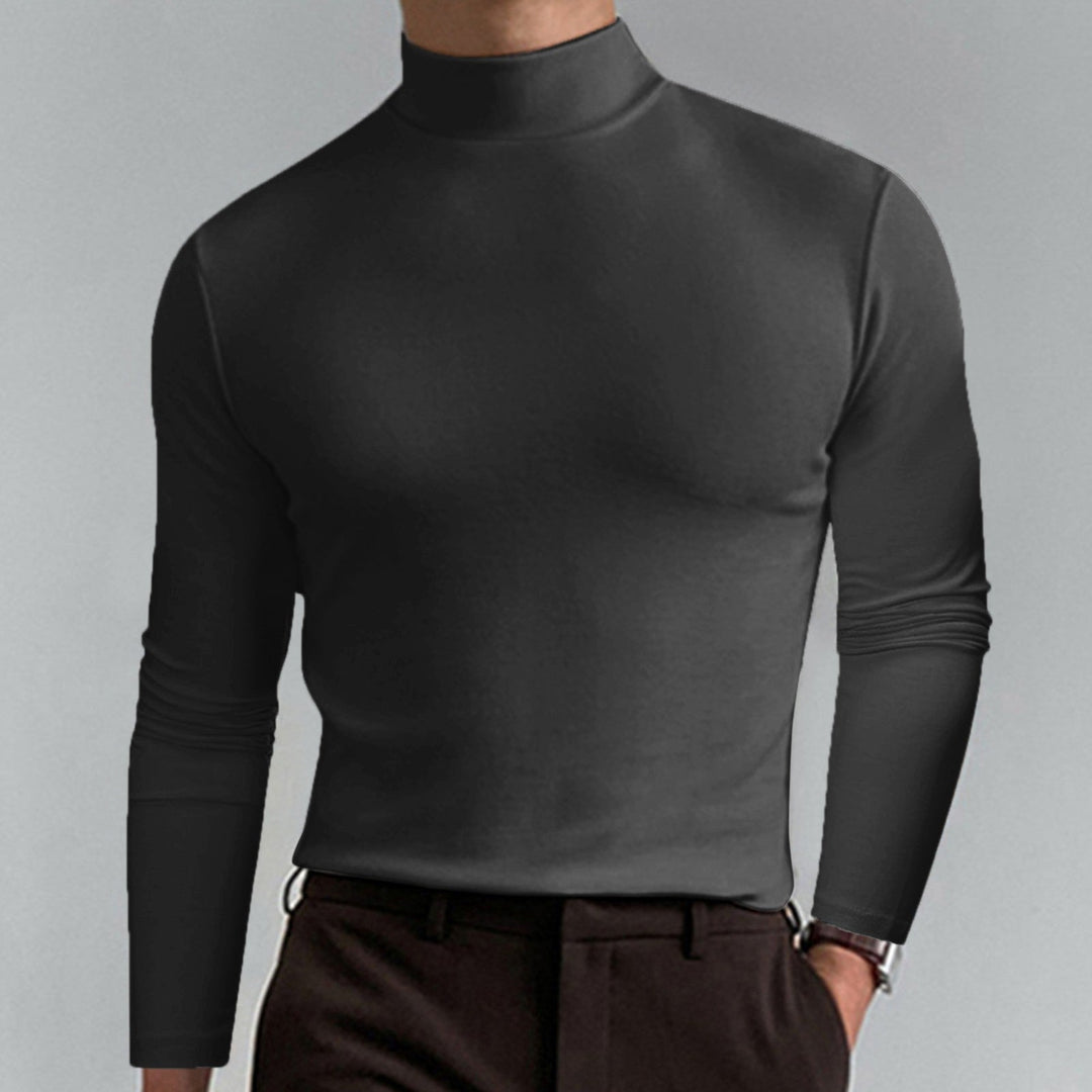 Versatile men's knitwear: A fine cotton blend turtleneck for everyday comfort.