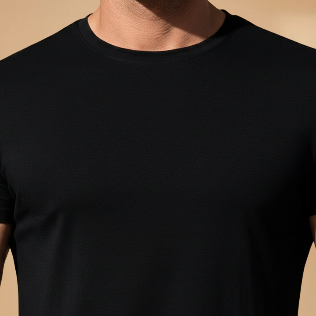 Men's activewear t-shirt with a fitted cut, perfect for fitness, gym, and athletic training. Quick-dry.