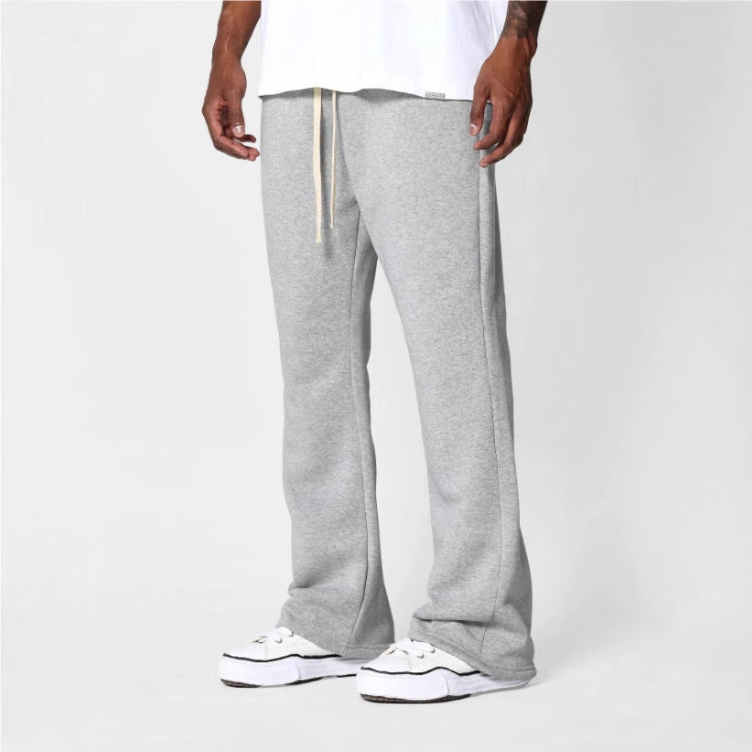 Men's flared sweatpants in a relaxed fit, perfect for stylish everyday loungewear and ultimate comfort.