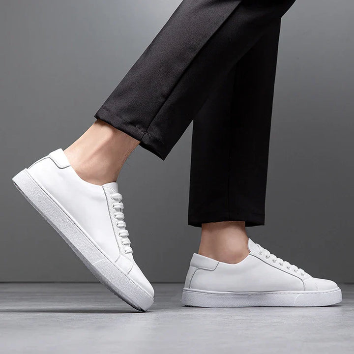 Versatile men's lace-up trainers, smart casual and comfortable footwear.