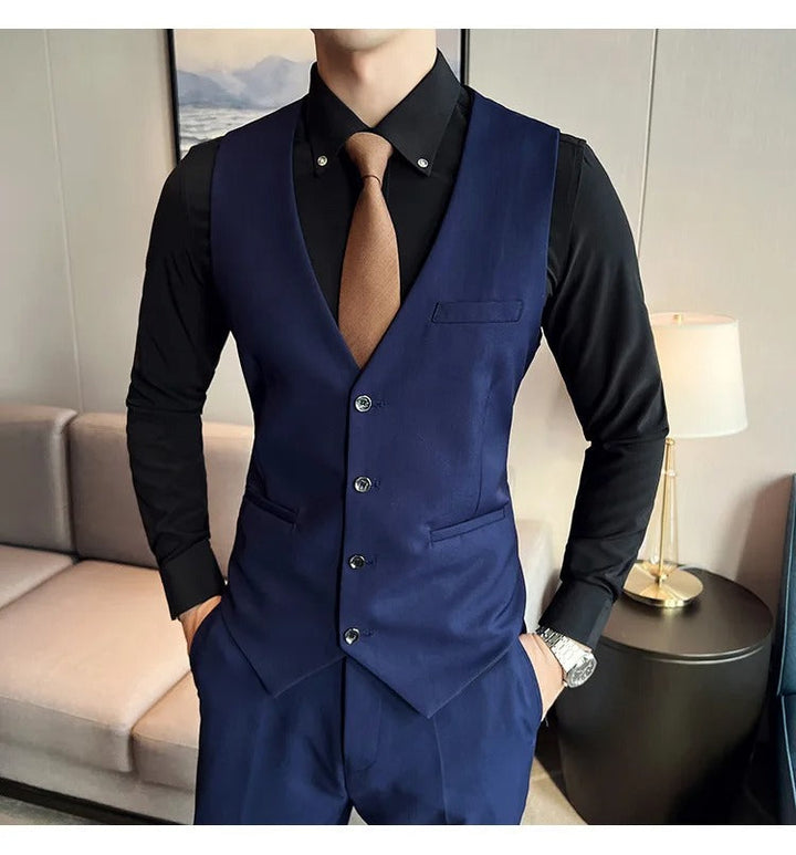 Versatile men's three-piece suit, notch lapel, ideal for office, parties, and special events.