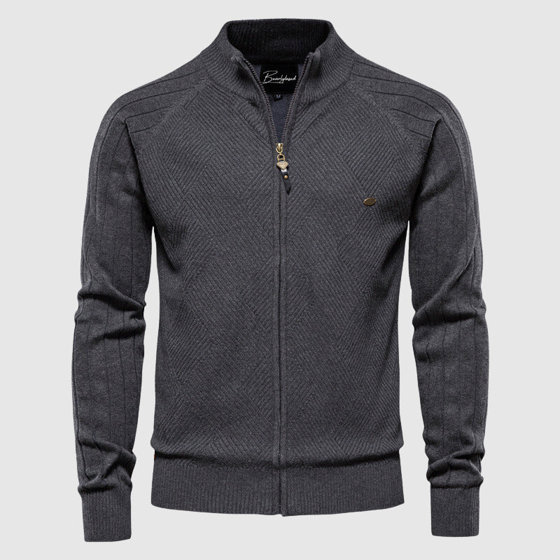 Stylish men's long-sleeve full zip cardigan, ideal for everyday comfort and modern fall fashion.