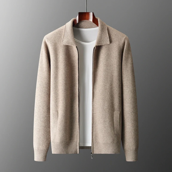 Men's full-zip collared knit sweater in a casual style, perfect for everyday layering and comfort.