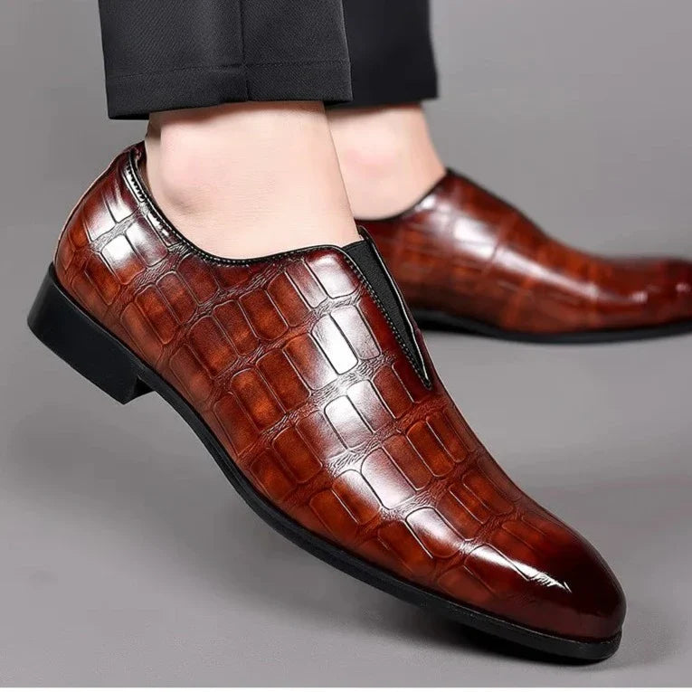 Comfortable men's dress brogues, featuring a unique glossy crocodile pattern design.