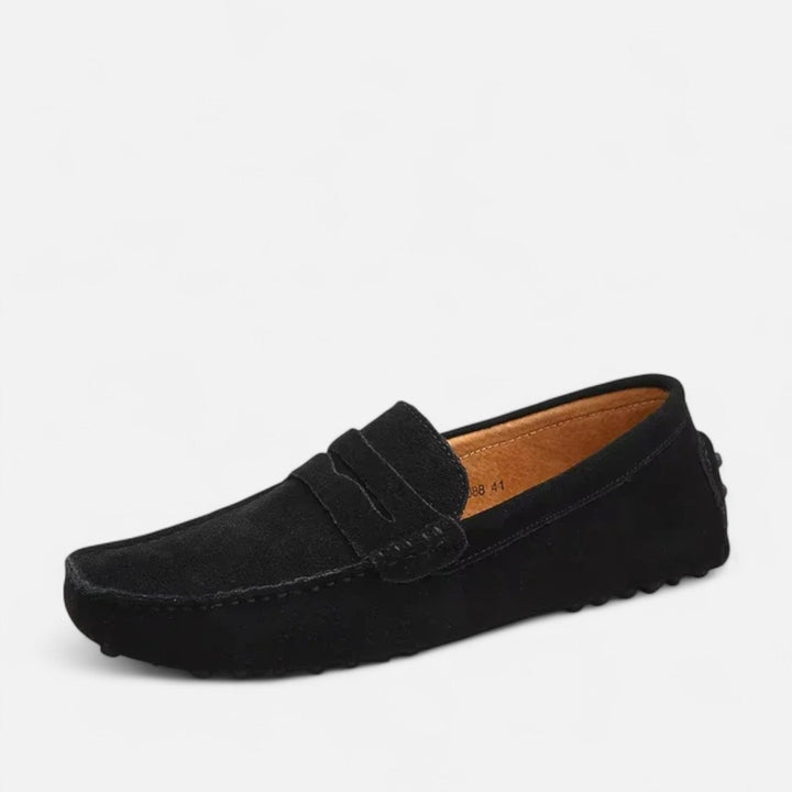 Heritage style men's handmade loafers, combining timeless elegance with modern comfort. Perfect slip-on shoes.