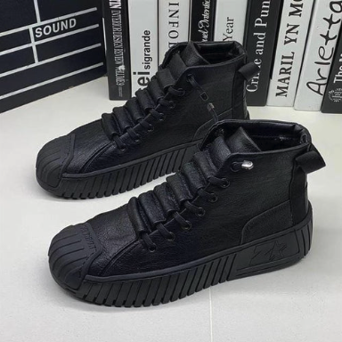 Premium black men's boots for height enhancement, featuring ergonomic posture support for all-day comfort.