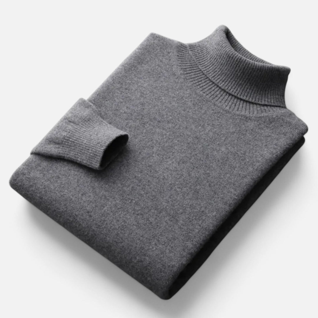 Versatile black men's high-lapel oversized pullover. Perfect for autumn/winter, offering relaxed & elegant style.