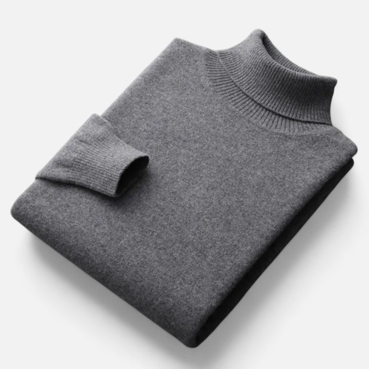 Versatile black men's high-lapel oversized pullover. Perfect for autumn/winter, offering relaxed & elegant style.