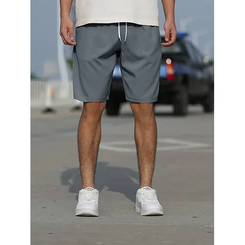 Breathable high-waist shorts for men. Perfect for summer, warm weather, and a relaxed, stylish look.