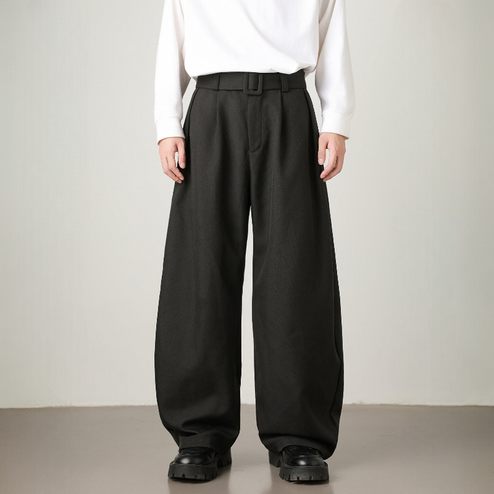 Comfortable men's high-waisted wide leg trousers with a relaxed fit, pleated waist & adjustable belt.
