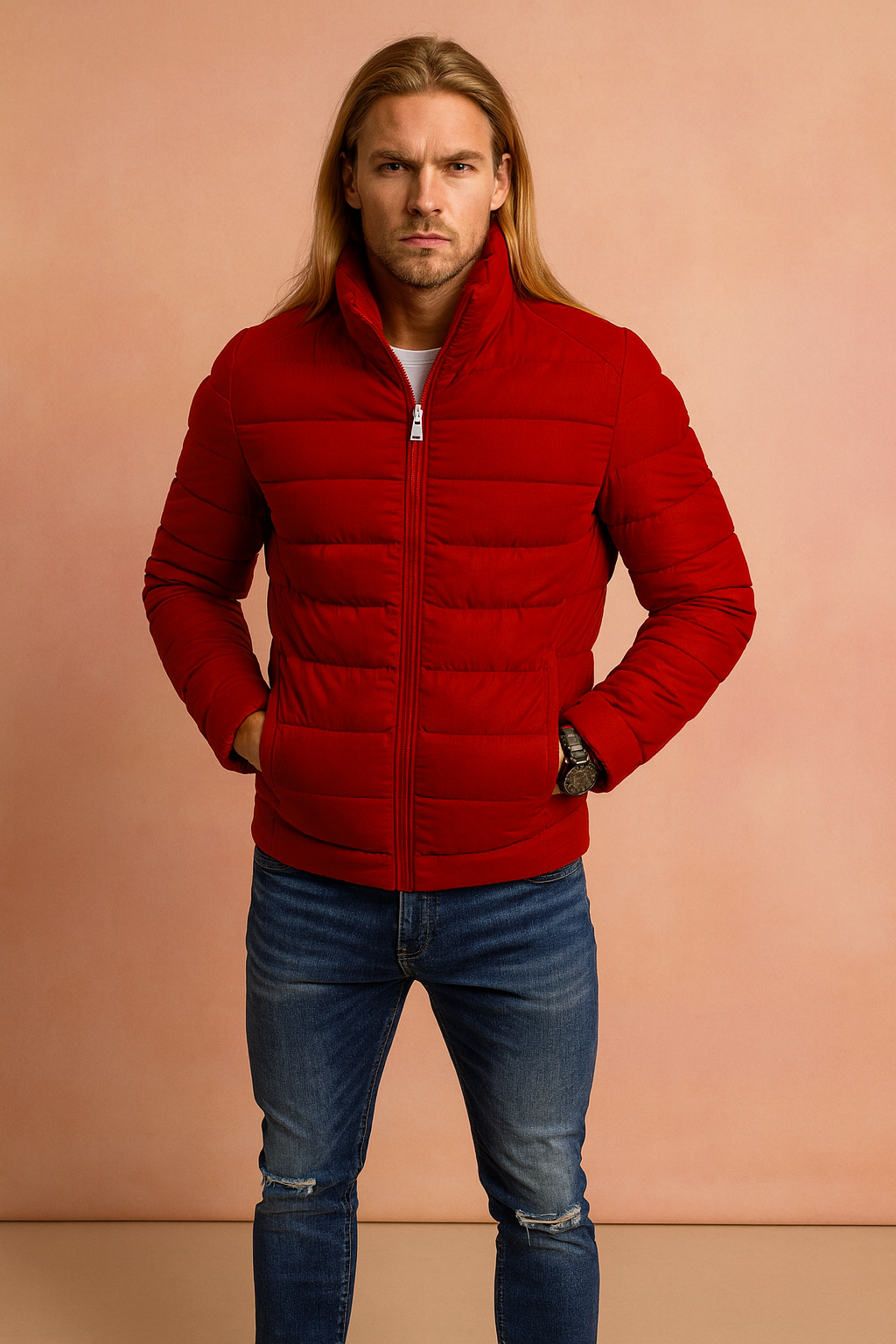 Comfortable men's quilted winter jacket, offering lightweight insulation and a versatile design for everyday wear.