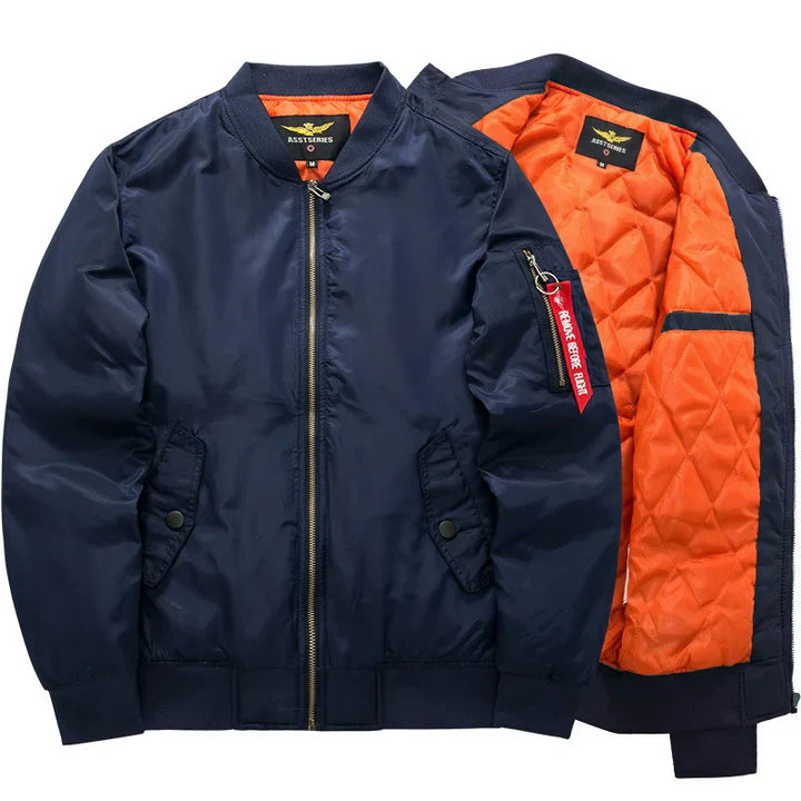 Versatile men's all-season jacket, perfect for outdoor adventures and everyday casual wear.
