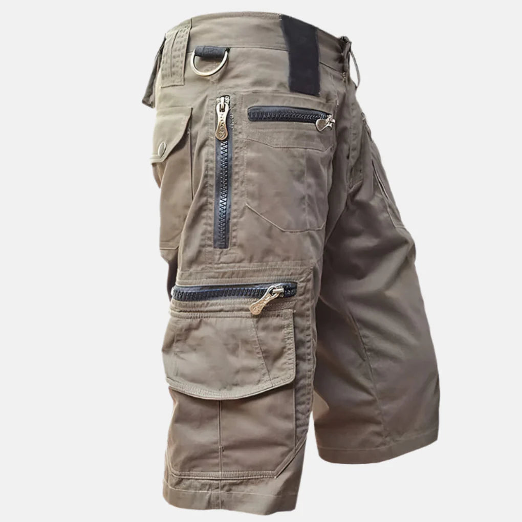 Multi-pocket men's cargo shorts, knee-length, perfect for summer adventures and practical outdoor use.