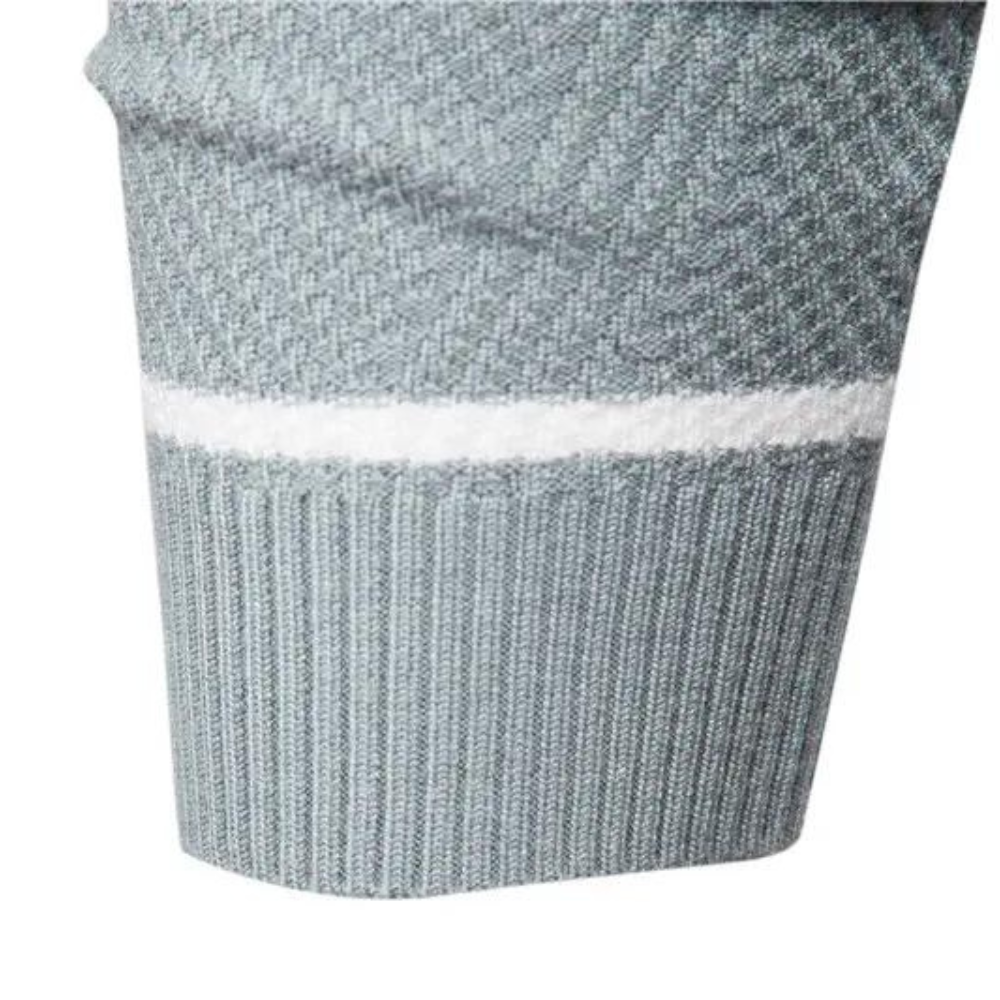 Everyday elegant men's crew neck knitted sweater, offering comfort & versatile style.
