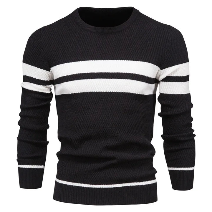 Comfortable men's knitted crew neck sweater, perfect for everyday style & spring fashion.