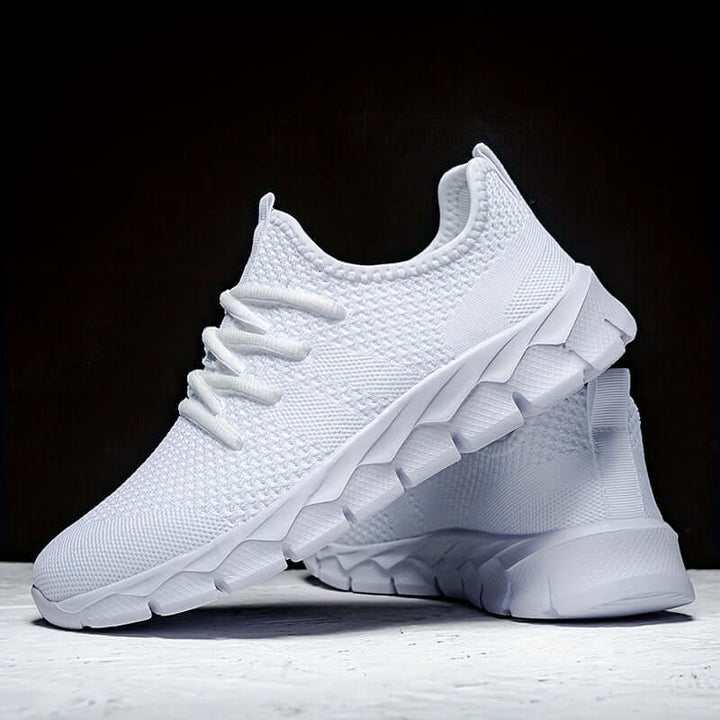 Men's lightweight knitted running shoes, comfortable athletic footwear for training & active wear.