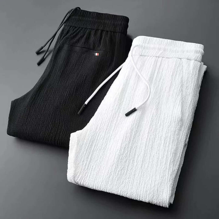 Versatile men's summer set: lightweight, breathable, and stylish for beach days, resort wear or casual outings.