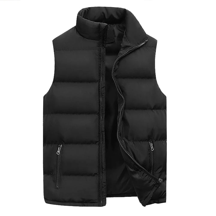 Men's lightweight quilted vest for warmth & versatile layering. Perfect outdoor or casual wear.