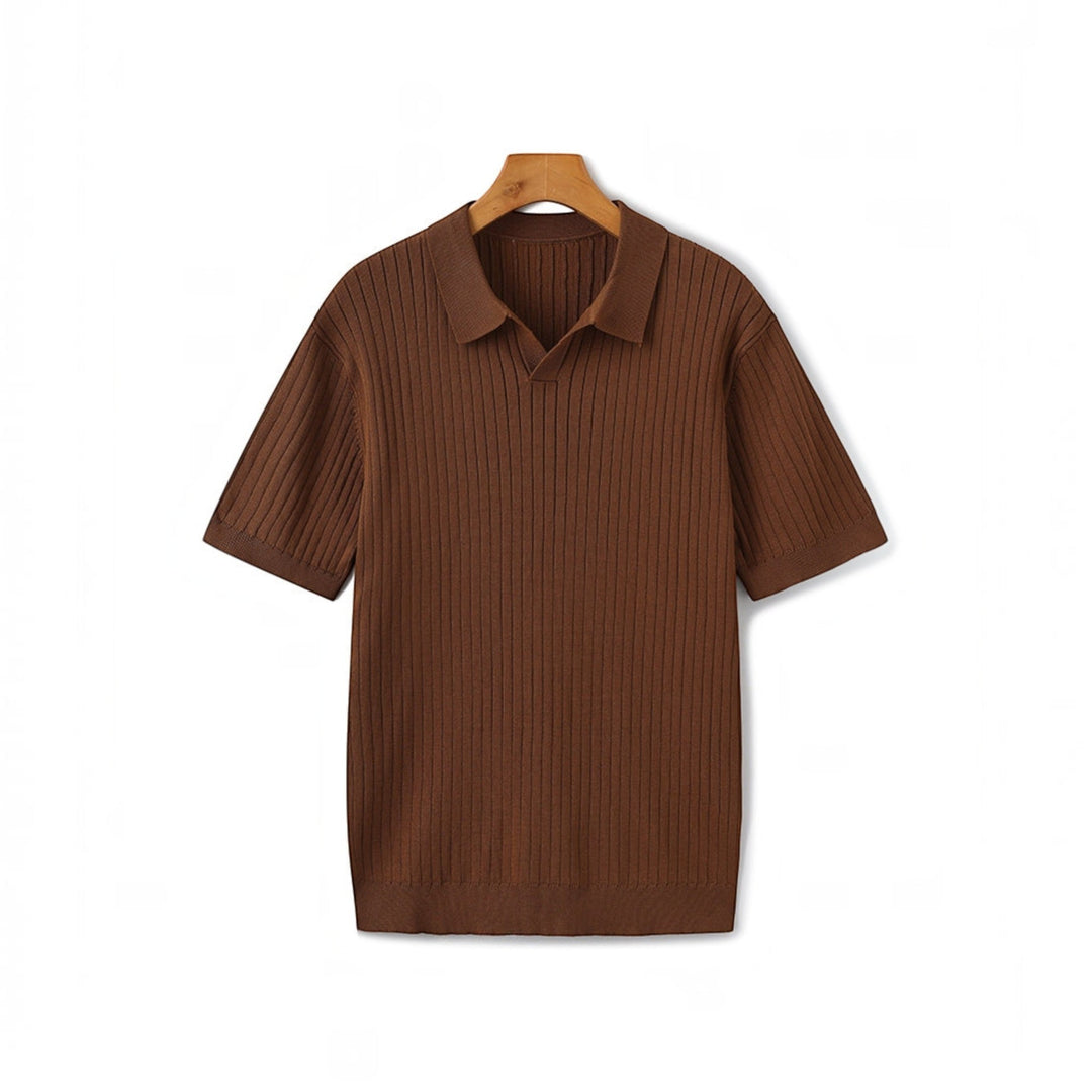 Sophisticated short sleeve men's polo, perfect for casual summer wear.