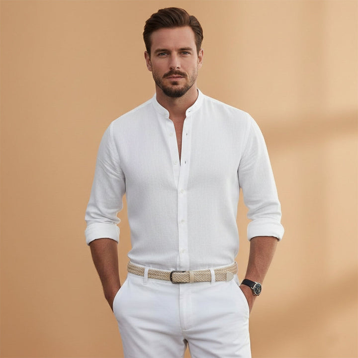 Men's relaxed fit summer shirt, lightweight and easy to wear.