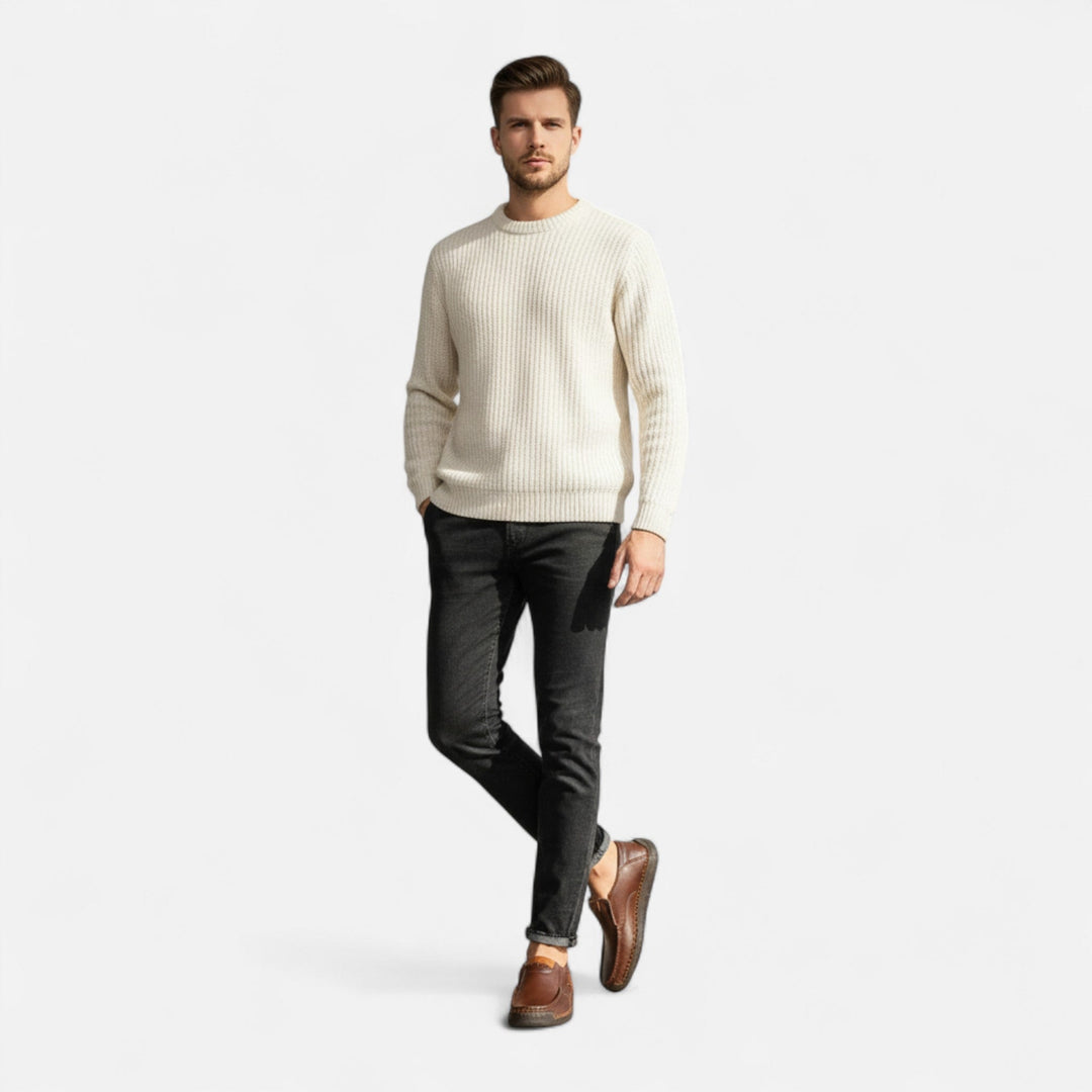 Casual men's slip-on loafers, lightweight & comfortable for everyday wear.