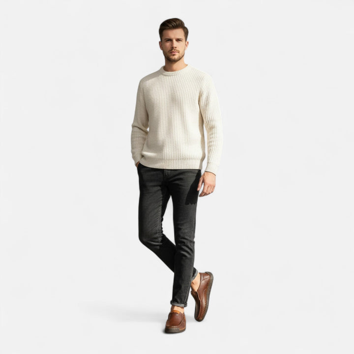 Casual men's slip-on loafers, lightweight & comfortable for everyday wear.