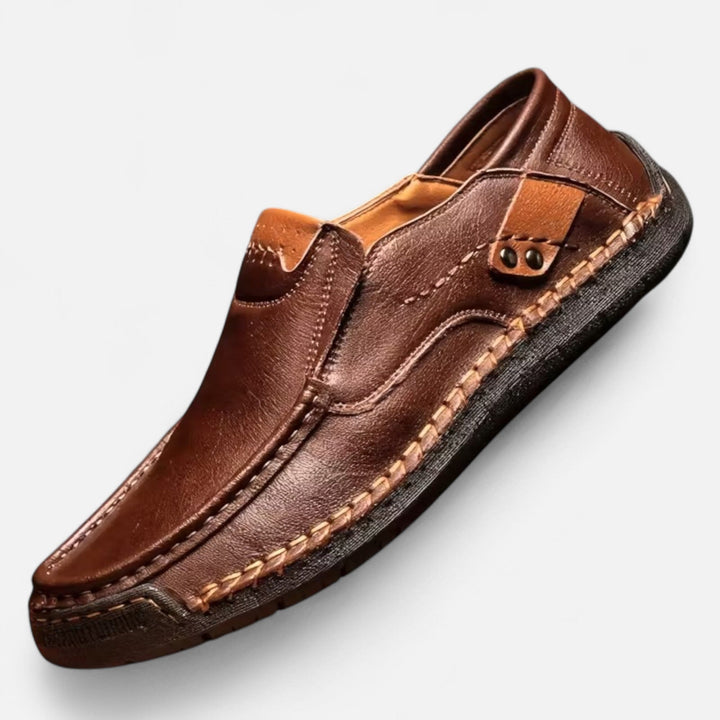 Stylish men's casual slip-on shoes, perfect for effortless everyday fashion.