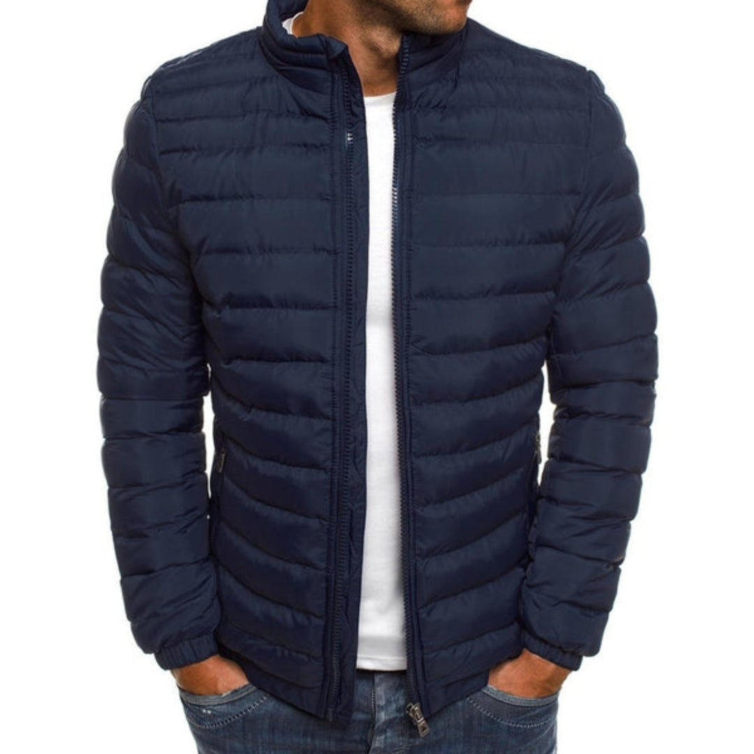 Comfortable fit men's summer jacket, ideal for versatile spring fashion.