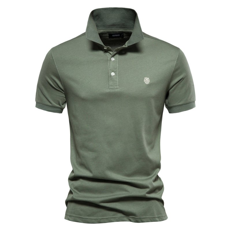 Casual men's lightweight polo shirt, ideal for summer activities & comfortable daily wear.